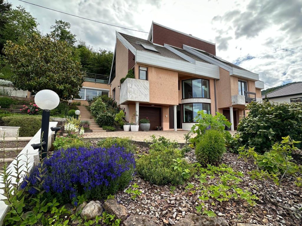 Vue Panoramique : 1100000 €